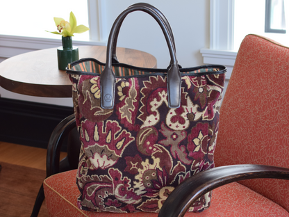SWAN MEDIUM TOTE BAG - PLUM