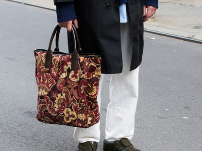 SWAN MEDIUM TOTE BAG - PLUM